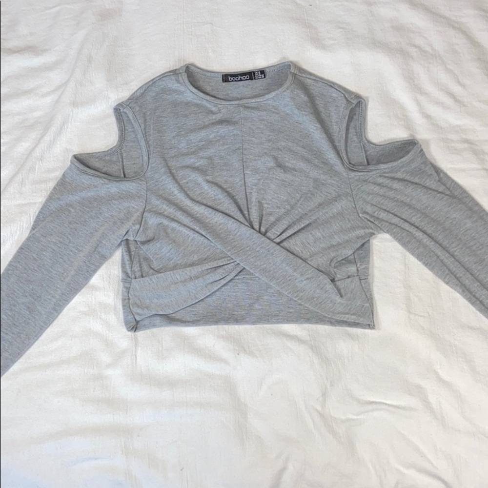 Women’s long sleeve cropped top